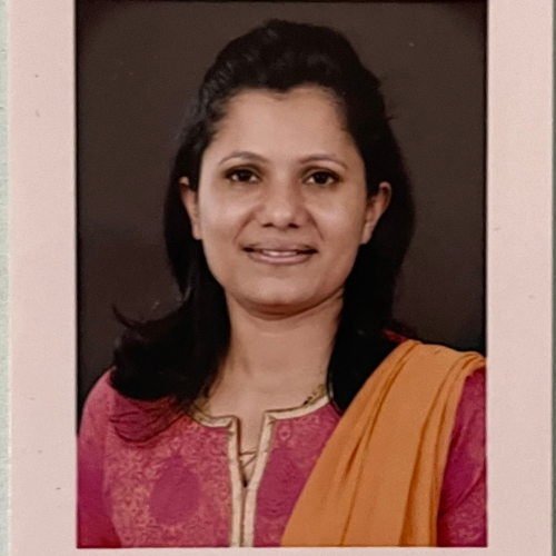 Dr Farha Khan
